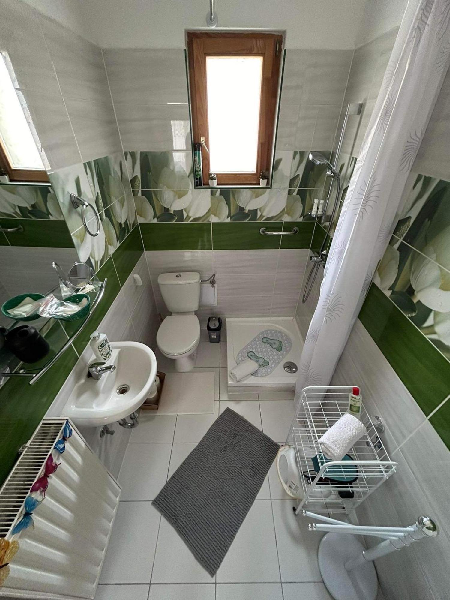 Tavaszpart Vendeghaz Apartment Szeged Bagian luar foto