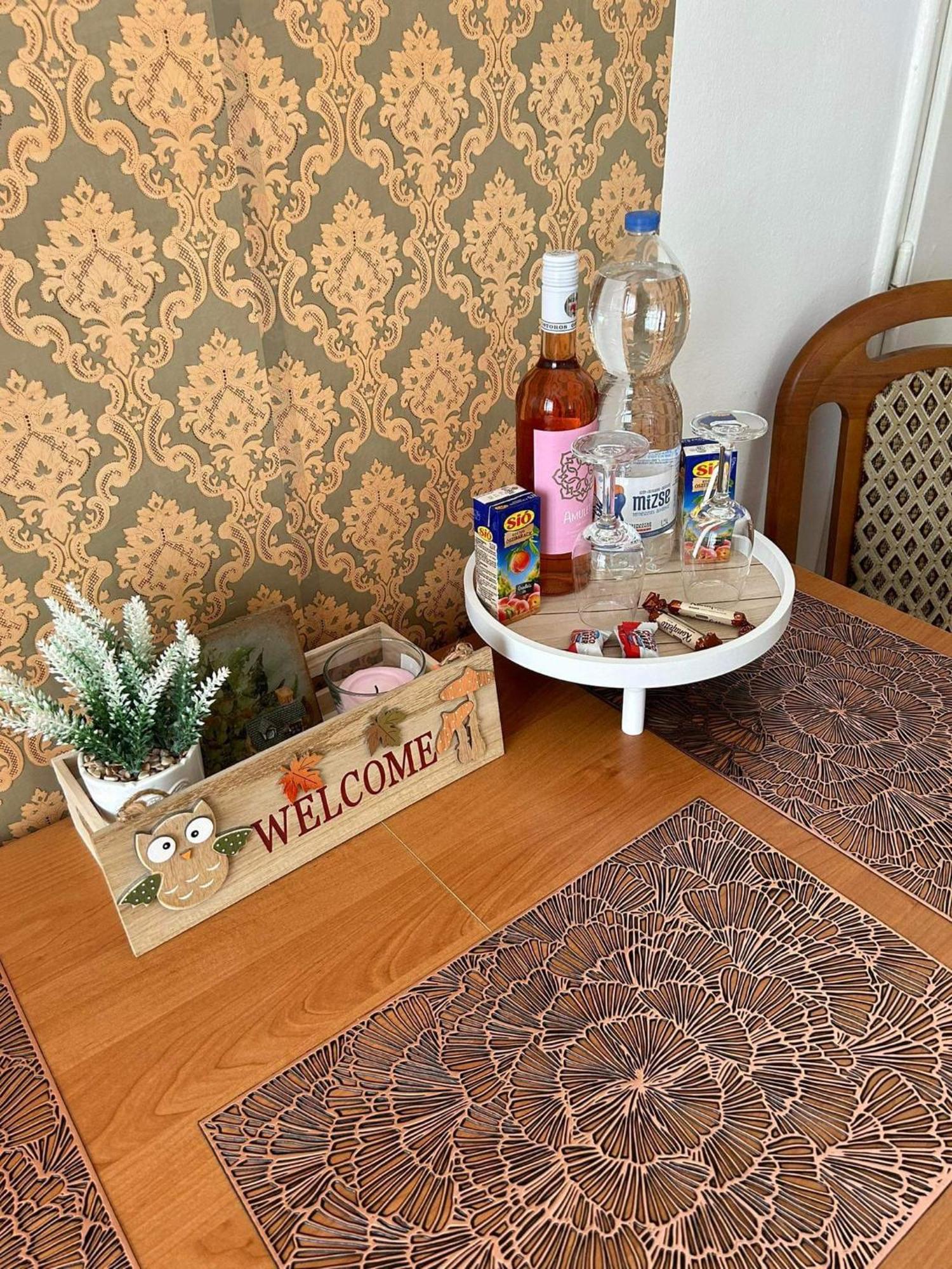 Tavaszpart Vendeghaz Apartment Szeged Bagian luar foto